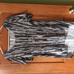 Lularoe classic T